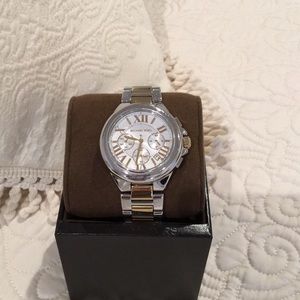 Unisex Quartz Michael Kors Watch